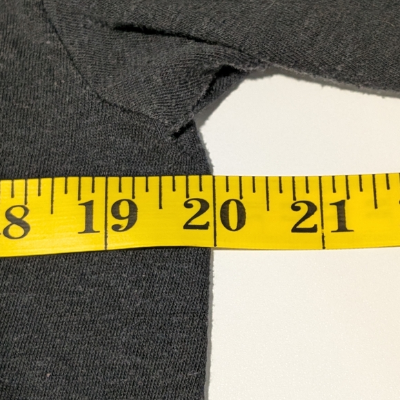 Harley-Davidson Rare Black Tee with Vintage Graphic - Picture 6 of 11